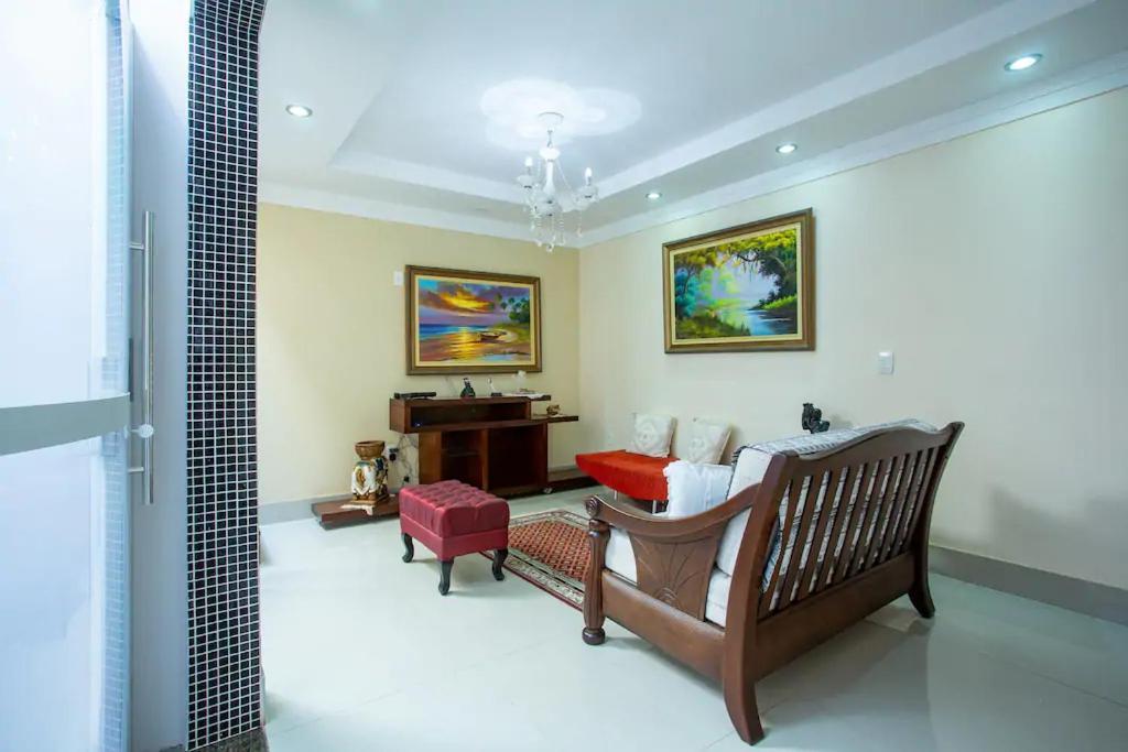 Alt House 706 Norte Guest house